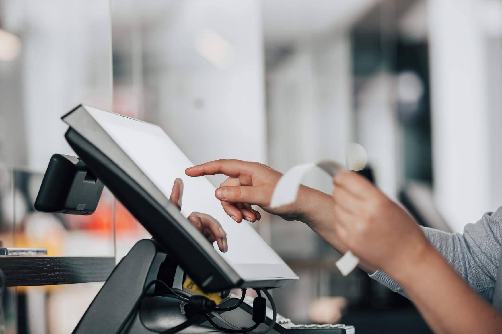 Rzekomy konsument / quasi przedsiębiorca – problemy e-commerce i nie tylko.